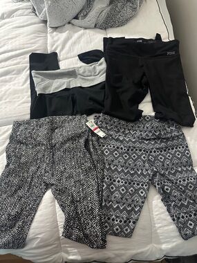 Assorted leggings X-Small/Small